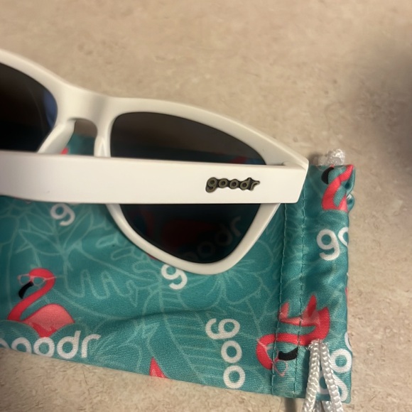 Goodr Side scroll eye roll white frames with a purple tint. Medium size frame - Picture 6 of 7